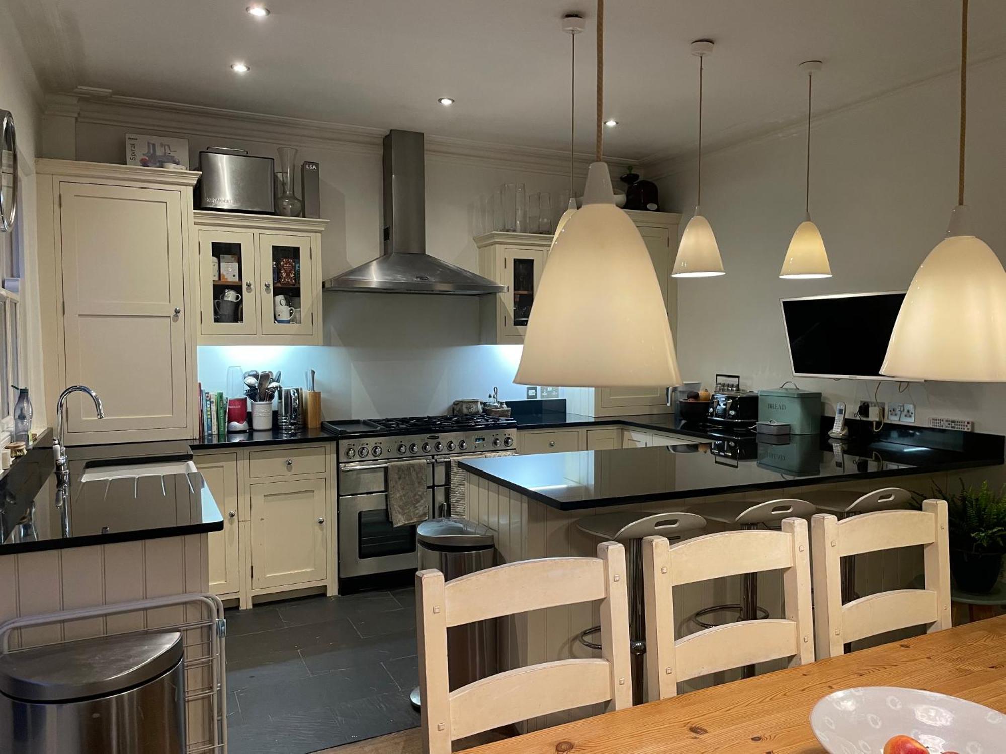 ברייטון 3 Bed Home Sleeps 6 Free Parking מראה חיצוני תמונה
